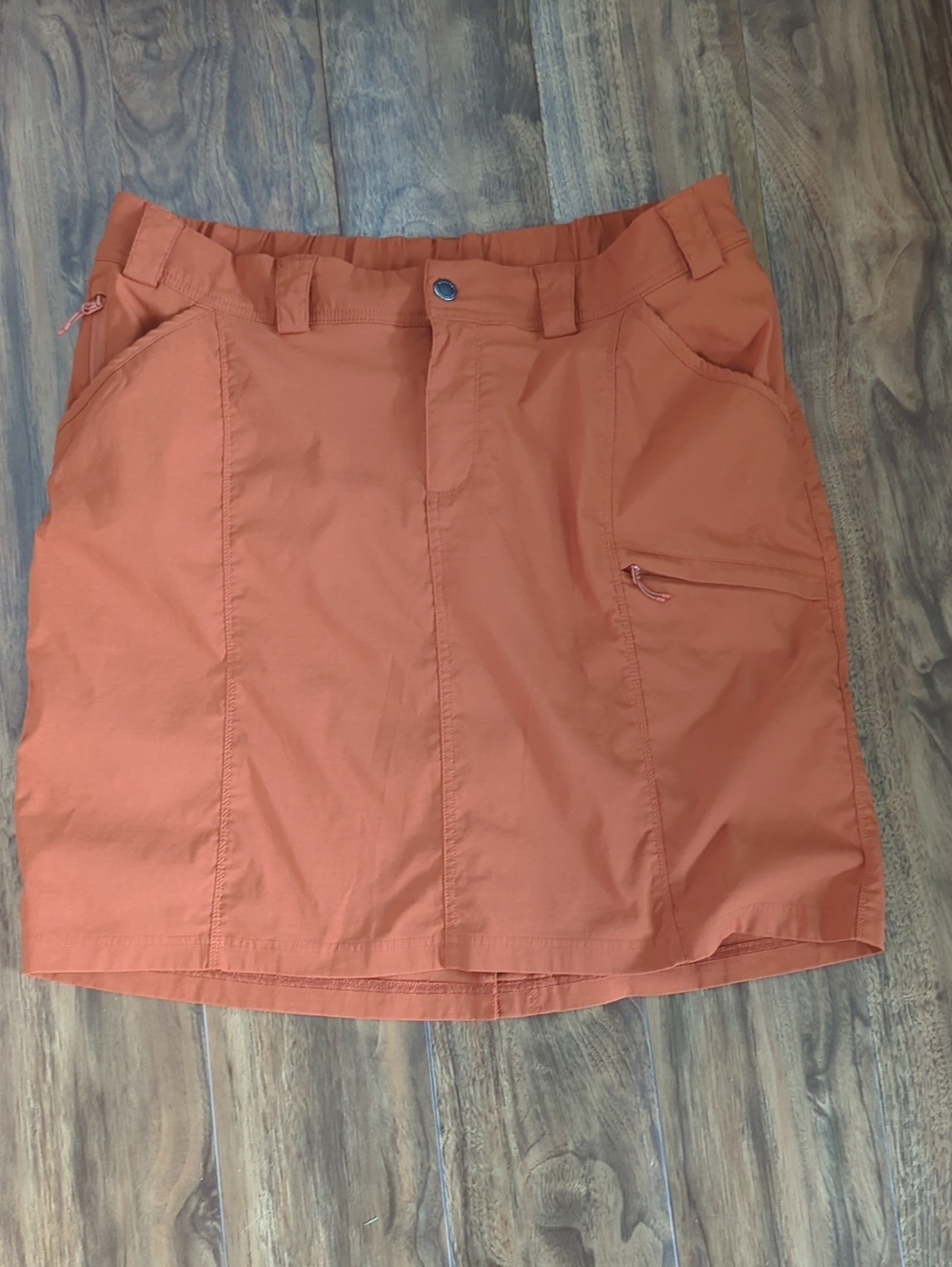 Duluth Trading Co Rust-Orange Dry On The Fly Skort